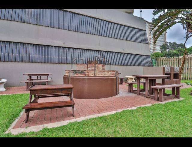 2 BEDROOM FLAT FOR SALE IN DOONSIDE